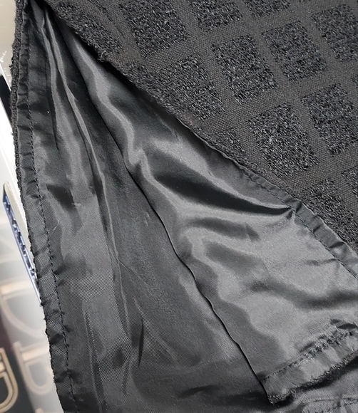 Allure Embroidered Jacket. - Picture 13 of 13